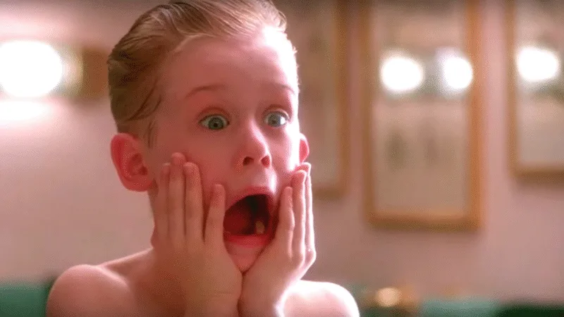 Maman j’ai raté l’avion - Kevin McCallister crie après l’after-shave
