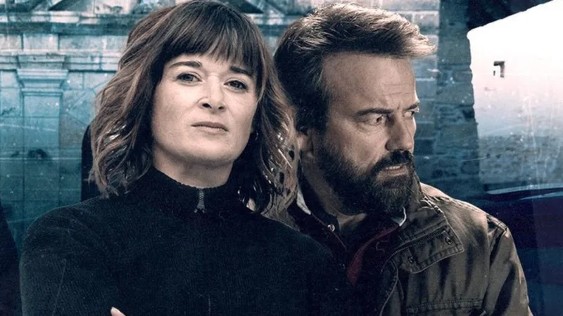 Affiche de Meurtres à Font-Romeu avec Béatrice de la Boulaye et Stéphane Hénon