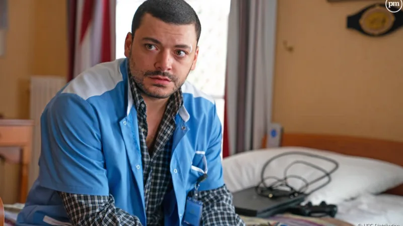 Kev Adams dans l’univers de Maison de retraite, la série