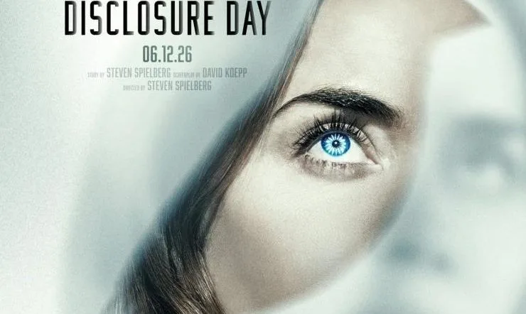 Affiche de Disclosure Day avec un œil bleu mystérieux