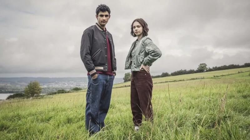 Pip et Ravi dans Meurtre mode d’emploi saison 2