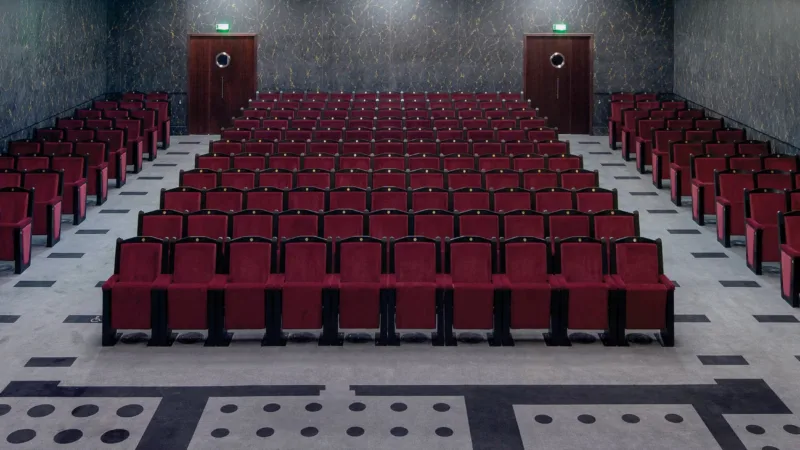 Cinéma Le Louxor dans le 10e arrondissement de Paris
