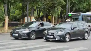 Casting chauffeur VTC avec berline pour une série à Paris