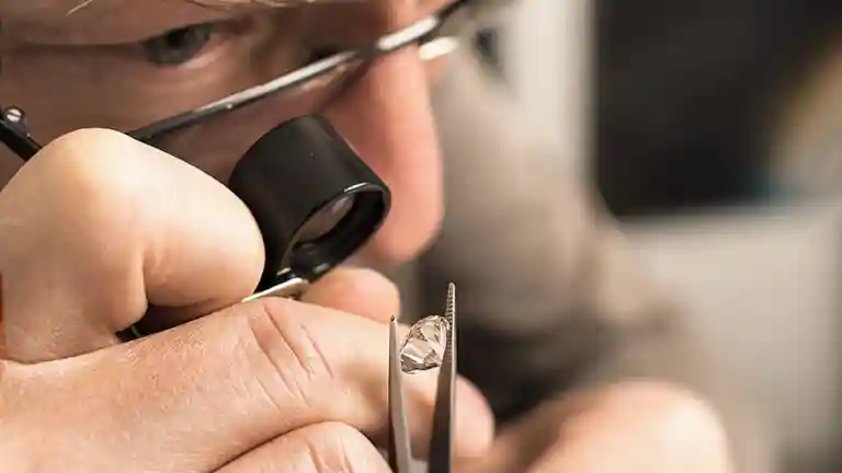 Casting homme bilingue allemand, vendeur de diamants - Séries TV et VOD - Hommes - Paris