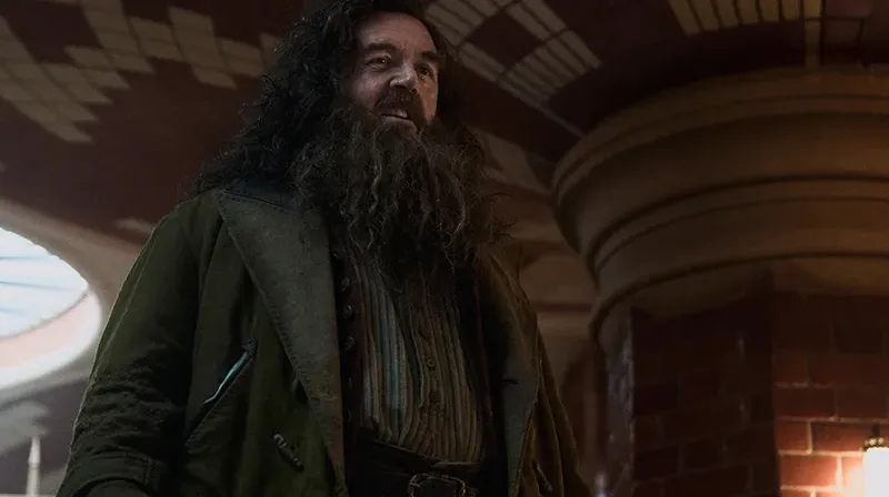 Nick Frost dans le costume de Rubeus Hagrid pour la série Harry Potter