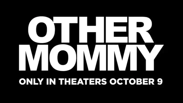 Le titre Other Mommy en lettres blanches sur fond noir