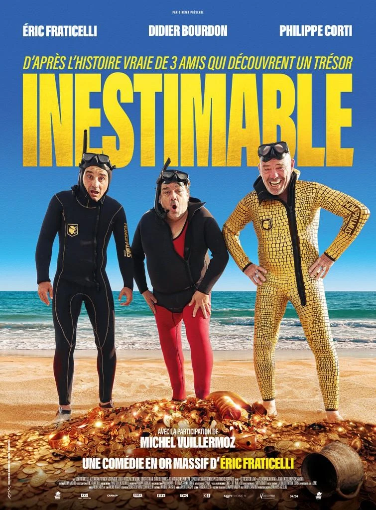 Affiche française du film Inestimable avec trois hommes sur une plage