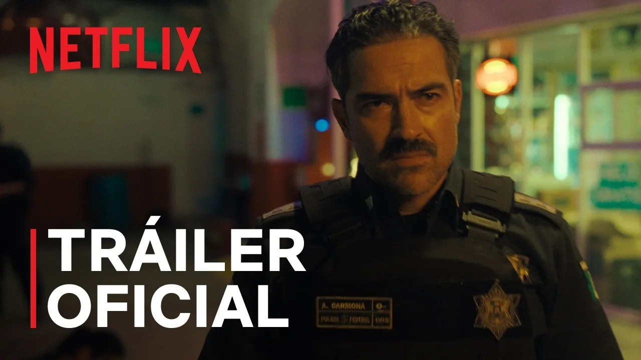 Alfonso Herrera en policier dans La captura sur Netflix