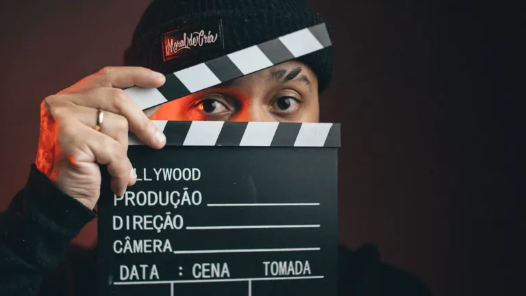 Casting comédien américain natif pour un film à Paris