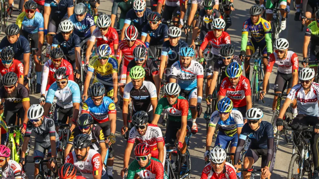 Casting cyclistes hommes pour un film de Mimi Cave