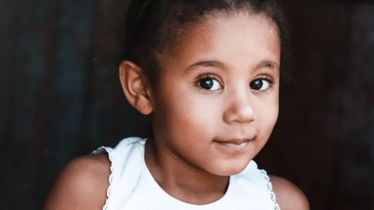 Casting Marianne : fille 6-7 ans – Joséphine Baker