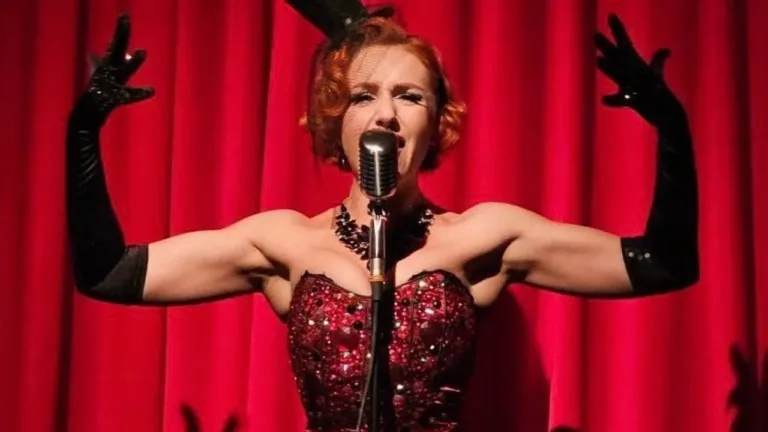 Casting Lady Velvet, 35 à 50 ans, pour MURDERAMA à Bordeaux