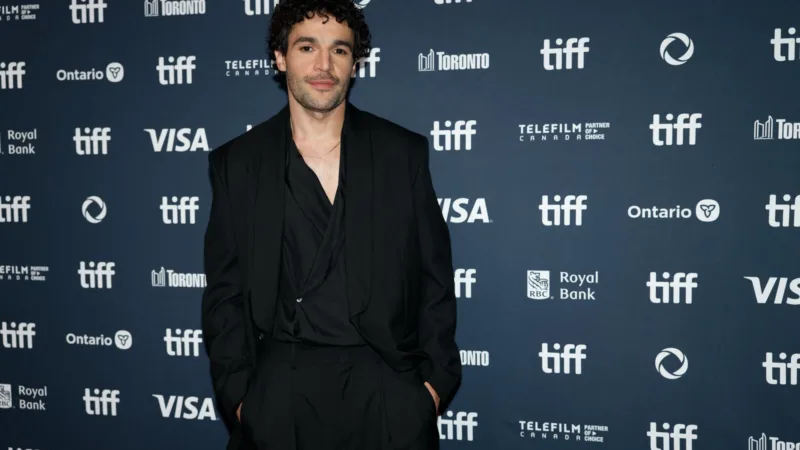 Christopher Abbott, nouvel interprète du Professeur X dans le film X-Men de Marvel