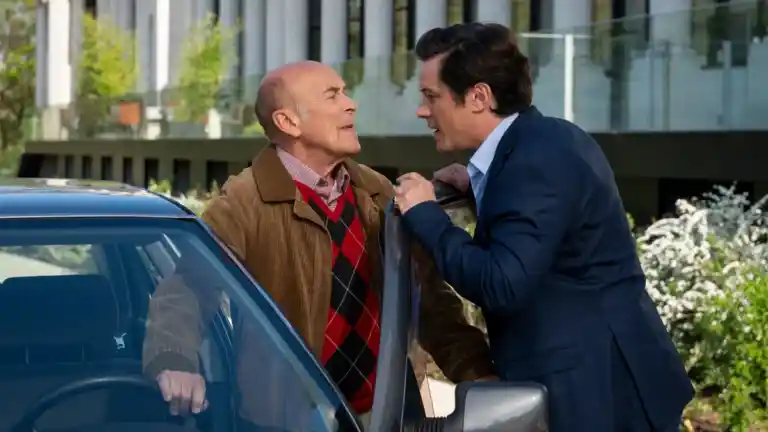 Patrick Paroux face à Aurélien Wiik dans Monsieur Parizot