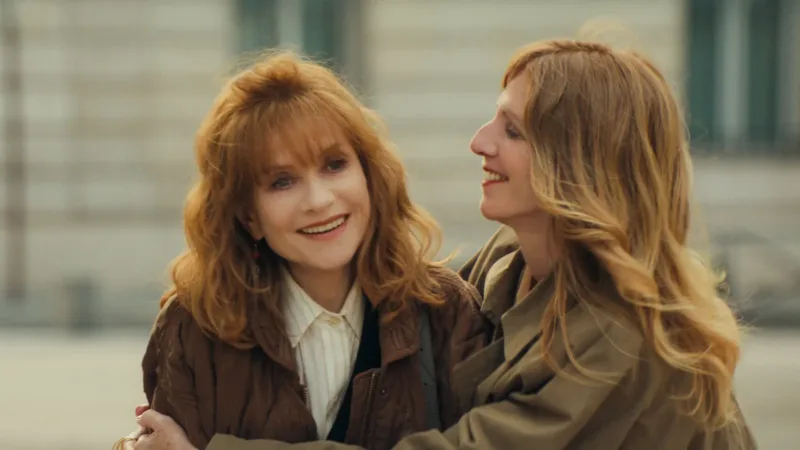 Isabelle Huppert et Sandrine Kiberlain dans Ni vue, ni connue