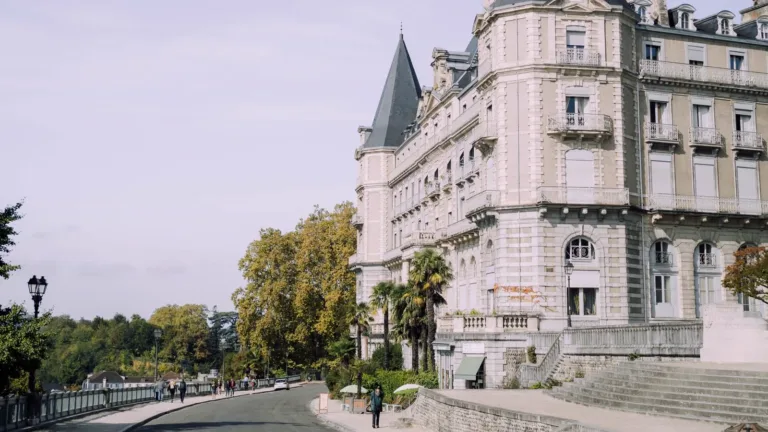 Casting Florida à Pau : hommes latino ou espagnols