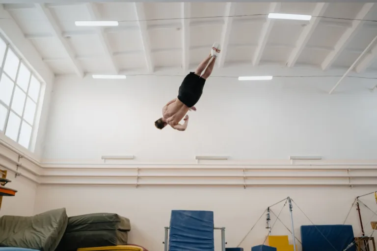 Casting homme avec salto pour publicité TV à Strasbourg