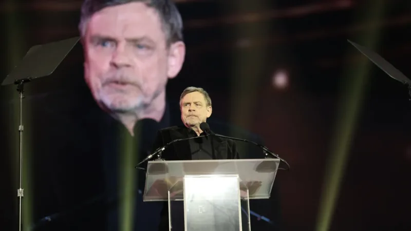 Mark Hamill lors de la remise du prix Icon of the Year à CinemaCon en 2025
