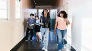 Casting adolescents de 16 ans tous profils pour un lycée à Cachan