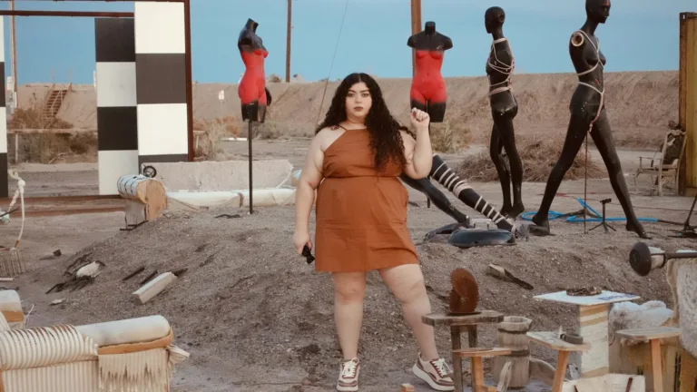 Casting Aime-moi, je te fuis : mannequins femmes L à XXL à Paris
