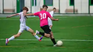 Casting figurants footballeurs 16-20 ans pour série en région parisienne