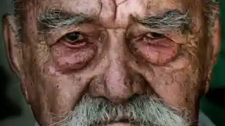 Casting docu-fiction ARTE : homme à moustache blanche