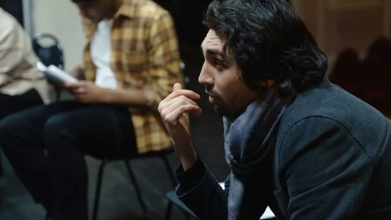 Casting théâtre : comédien 35-50 ans pour « Attendre que l’orage passe »