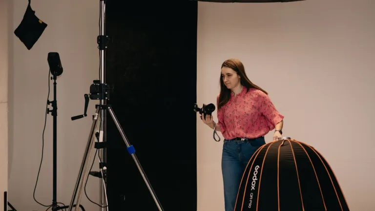 Casting créatifs et entrepreneurs pour une publicité IA