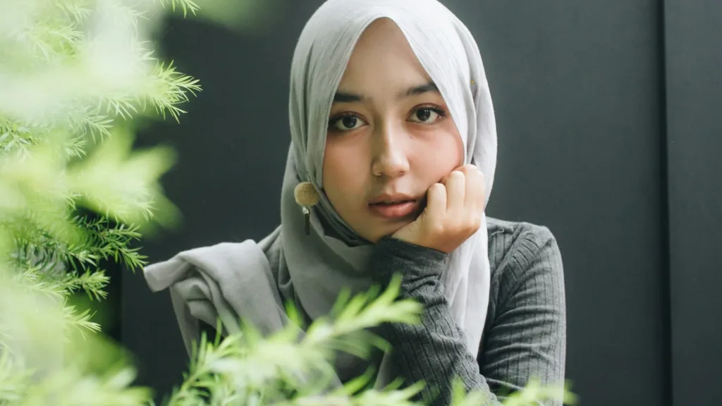 Casting long métrage : deux figurantes portant le hijab 18-40 ans à Paris