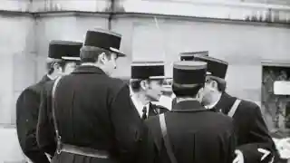 Casting Une simple pilule : figurants policiers années 60 à 80 à Orsay