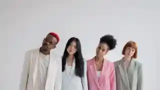 Casting publicité à Paris : 5 silhouettes H/F de 25 à 50 ans