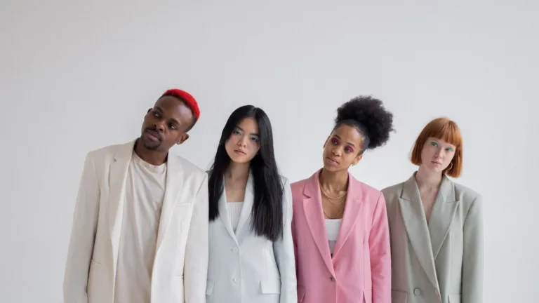 Casting Yuni Shikata : mannequins femmes 18-55 ans pour shooting à Nantes
